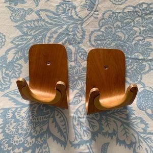 Guitar hooks